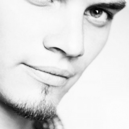 Mega Ян Волянський