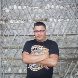 Сергій Будь