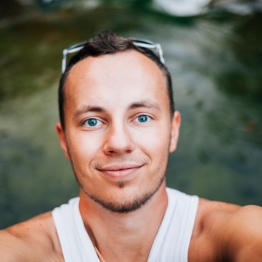 Роман Лісовий