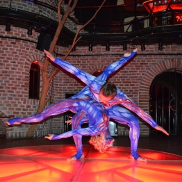 Duo Eos Шоу міжнародного рівня