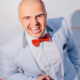 Роман Файний