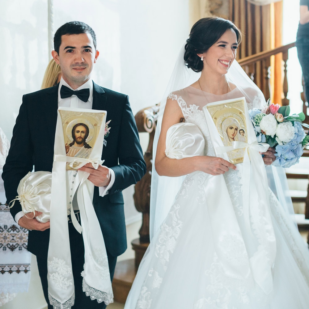 Украинская свадебная традиция благословения молодых