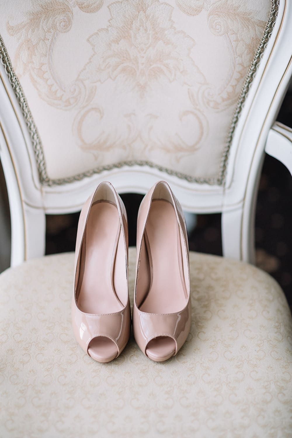 розовые туфли с открытым носком фото
