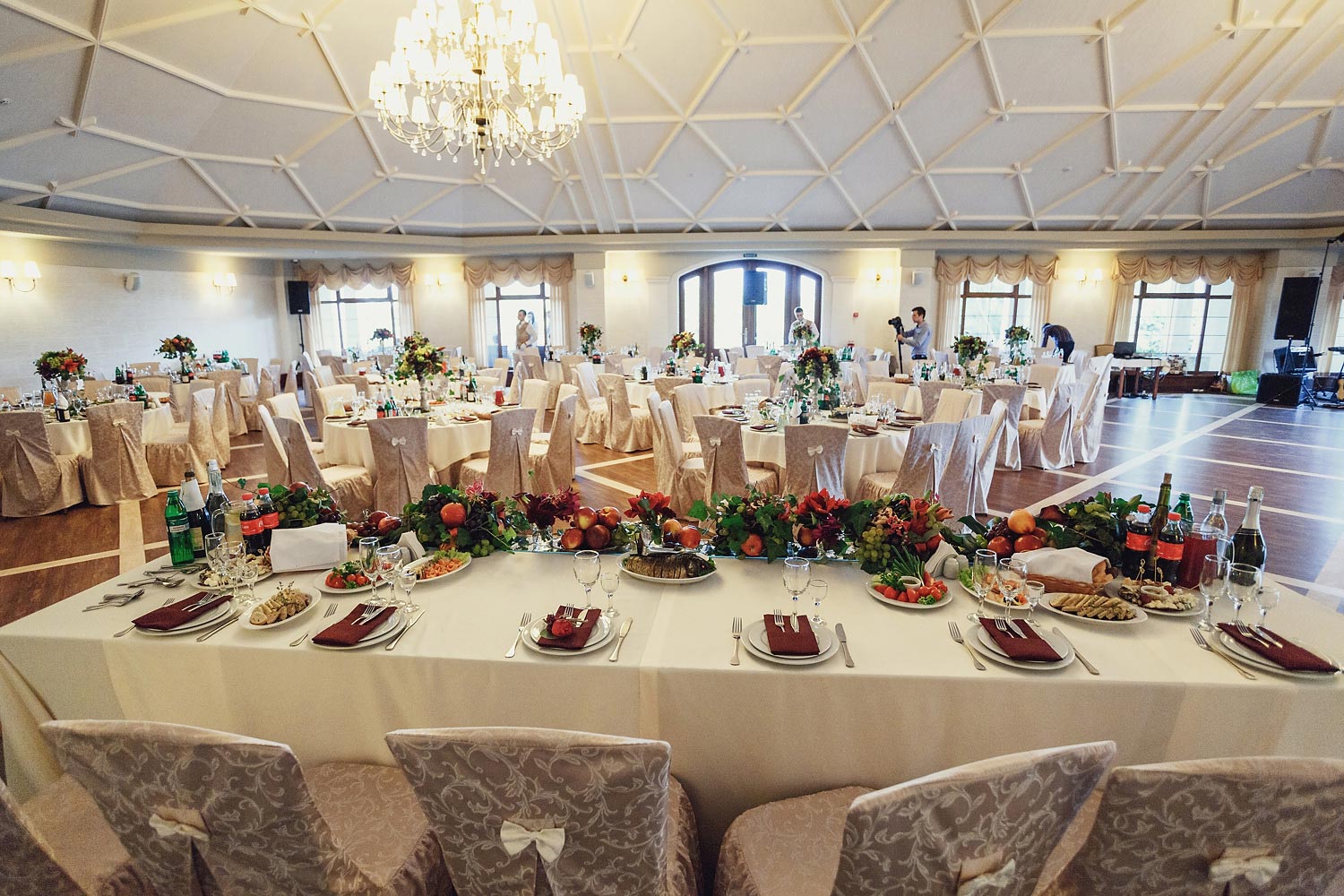 Рестораны и кафе с верандой для свадьбы в Москве