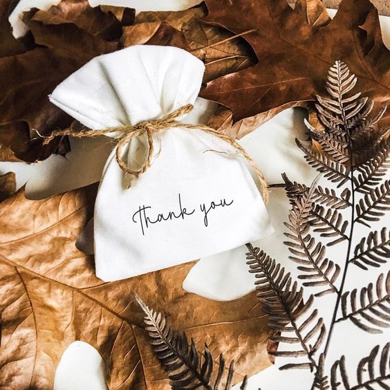 осінні подарунки на весілля