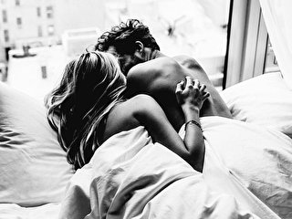 Секрети для вдалої першої шлюбної ночі - Hot Wedding Blog
