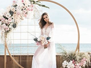 Арка для выездной церемонии своими руками - Hot Wedding Blog