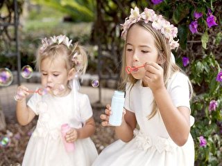 Як розважити дітей на весіллі: веселі ідеї - Hot Wedding Blog