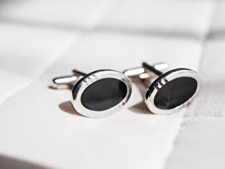 Запонки для нареченого: все про незвичайний аксесуар - Hot Wedding Blog