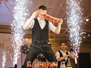 Как выбрать шоу-программу на свадьбу - Hot Wedding Blog